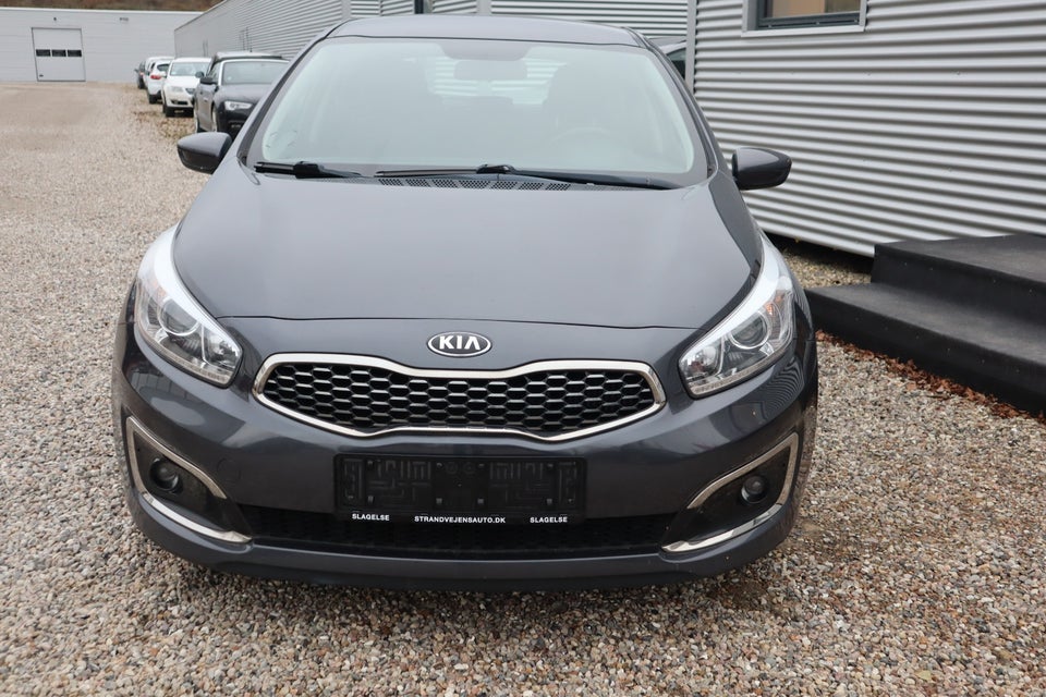 Kia Ceed 1,0 T-GDi Style Limited 5d