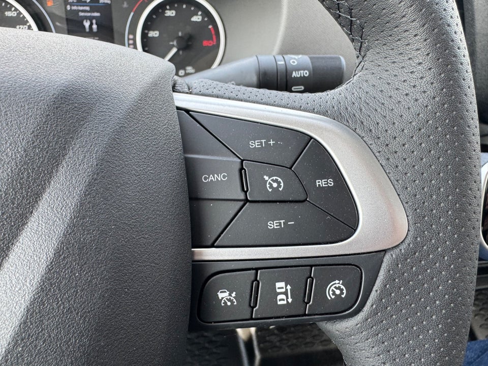 Iveco Daily 3,0 35S18 16m³ Van AG8