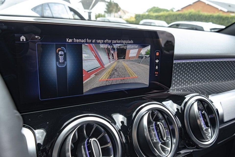 Mercedes EQB300 Progressive 4Matic 7prs 5d