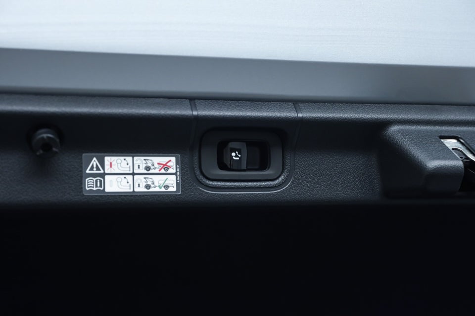 Mercedes EQE350 AMG Line 4d