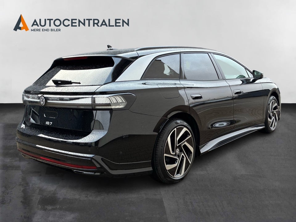 VW ID.7 86 Style S+ Tourer 5d