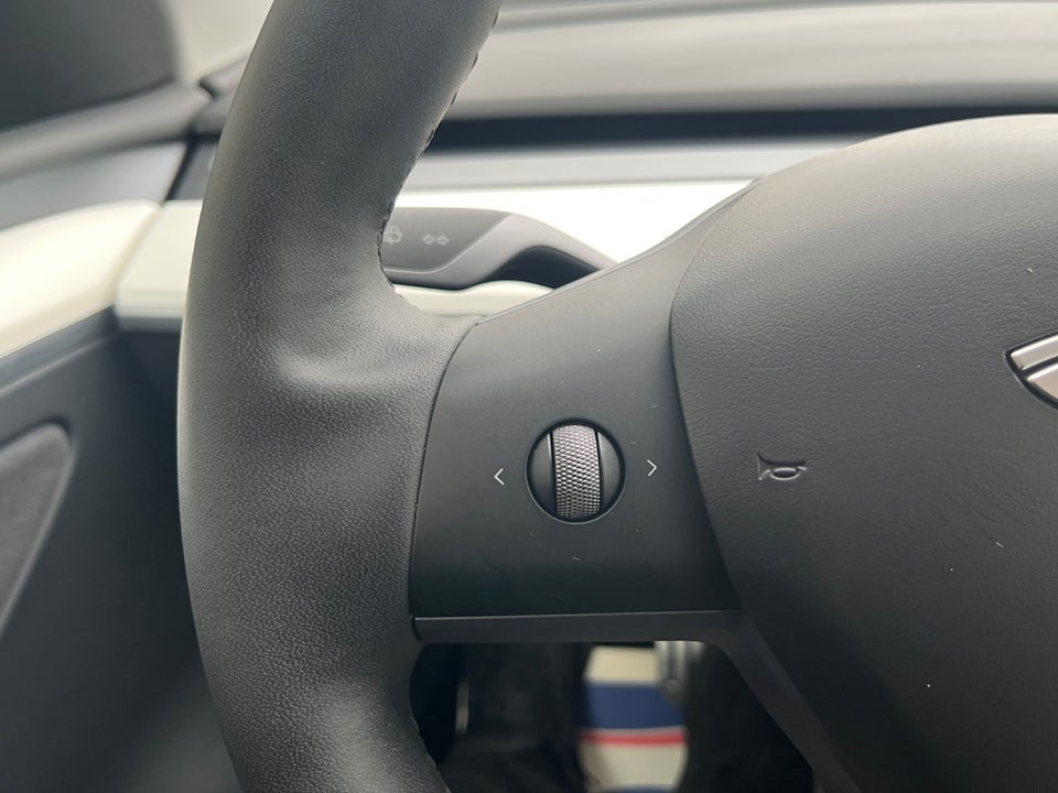 Tesla Model Y Performance AWD 5d