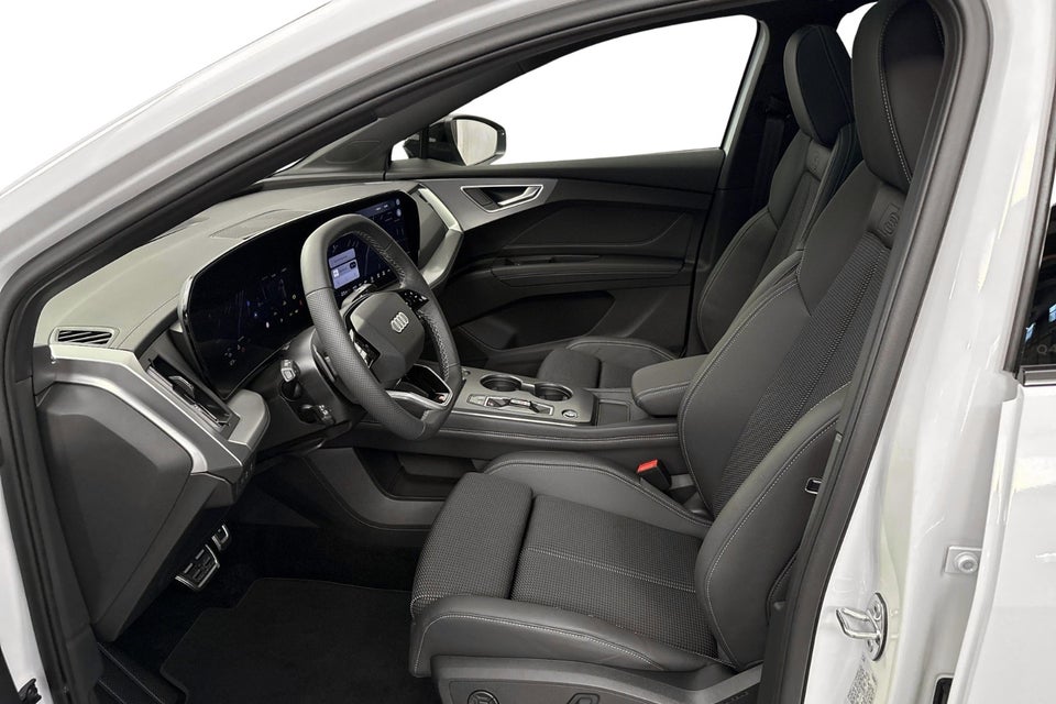 Audi Q4 e-tron performance 5d
