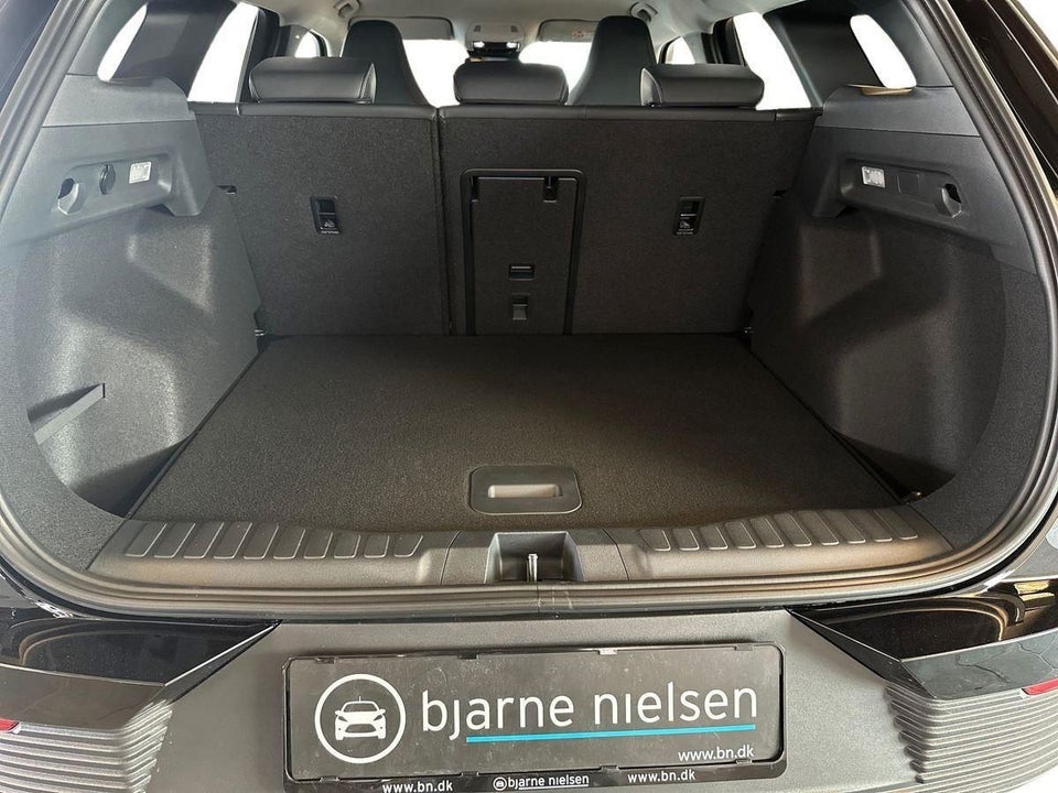 Ford Explorer 82 Premium Extended Range 5d