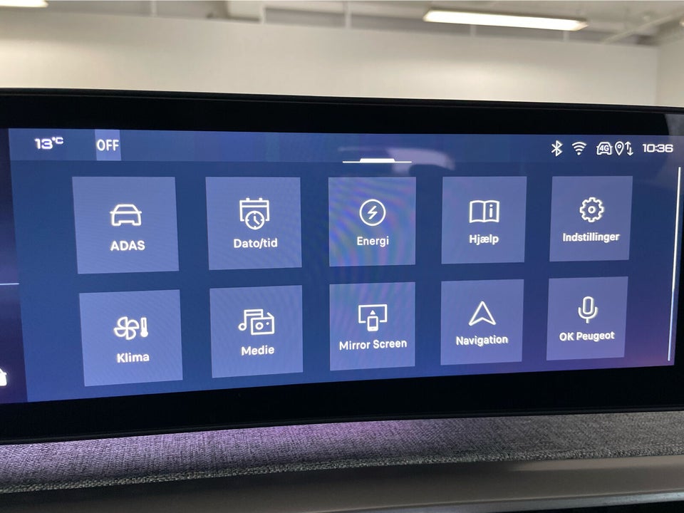 Peugeot e-5008 77 GT Pack 7prs 5d