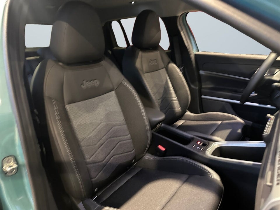 Jeep Avenger 54 Summit 5d