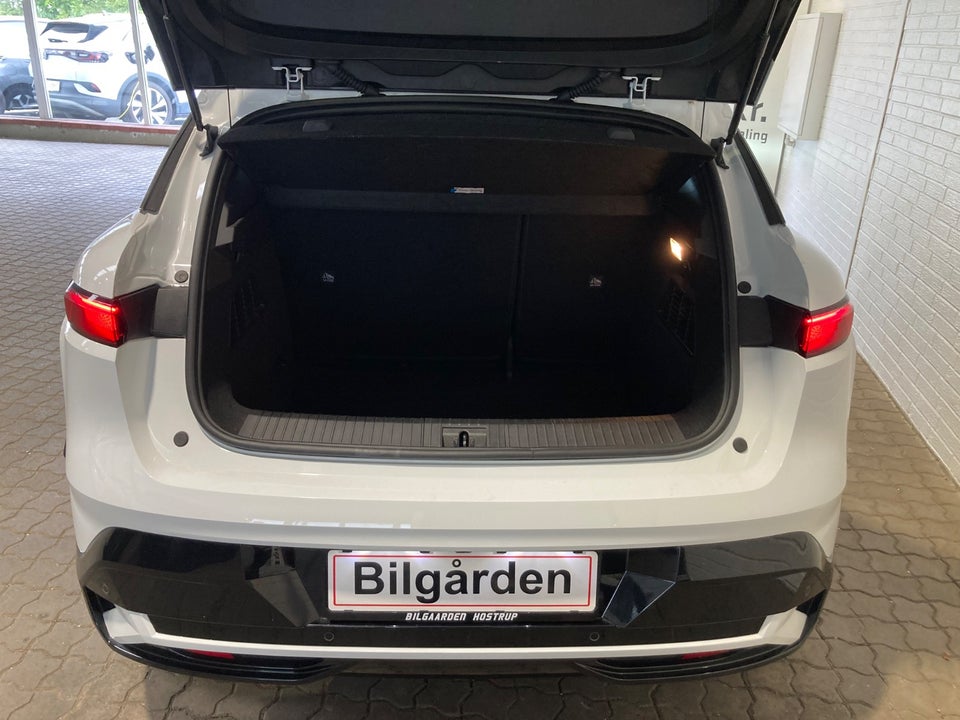 Renault Megane E-Tech 60 Techno 5d