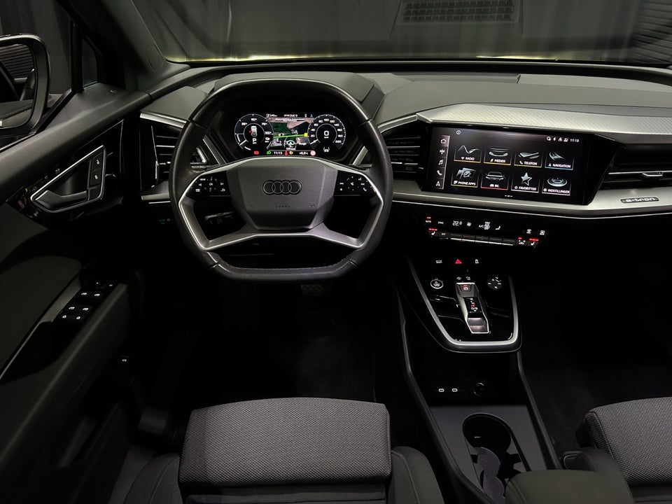 Audi Q4 e-tron 45 S-line 5d