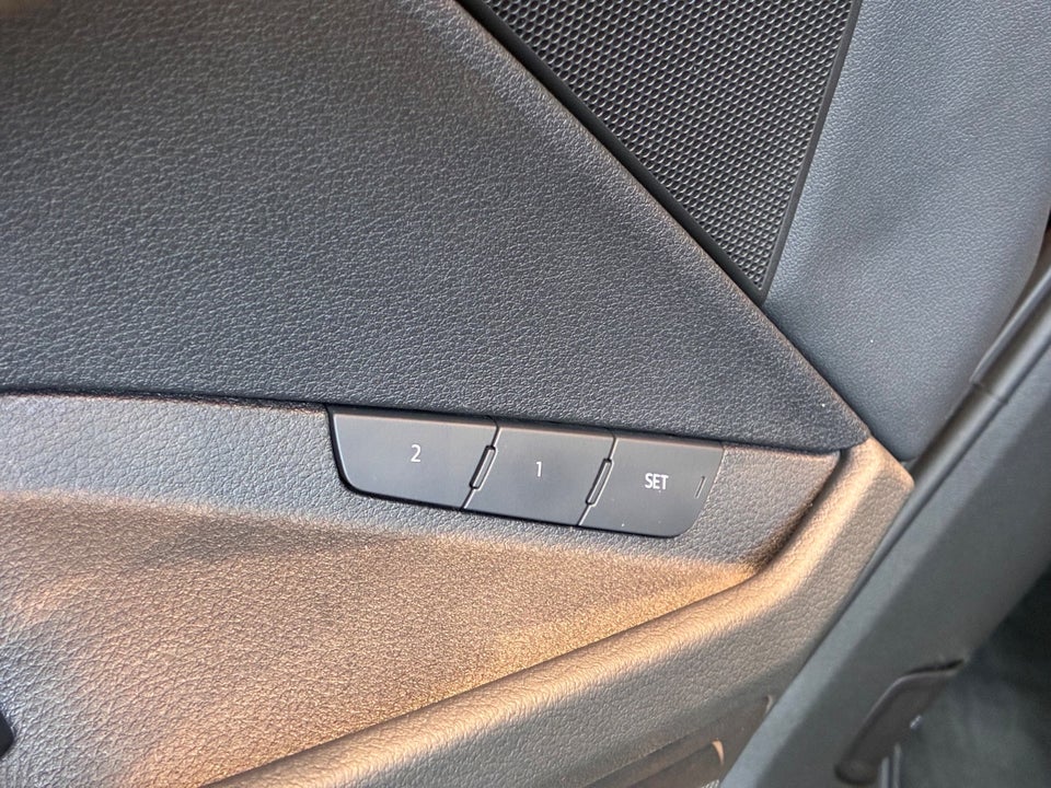 Audi e-tron 55 S-line Sportback quattro 5d