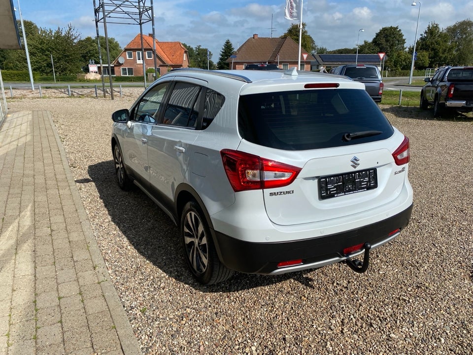 Suzuki S-Cross 1,0 Boosterjet Exclusive 5d