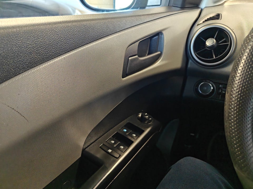 Chevrolet Aveo 1,2 LT ECO 5d