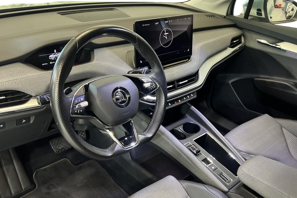 Skoda Enyaq 80 iV Plus 5d