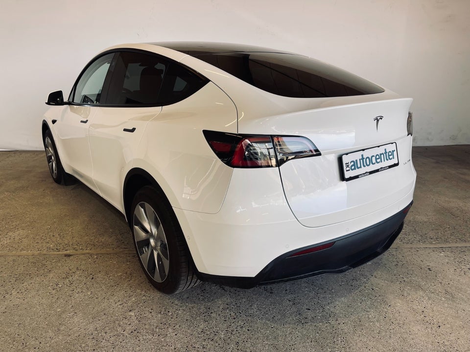 Tesla Model Y Long Range AWD 5d