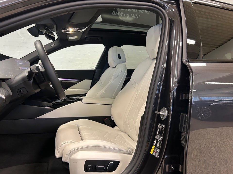 BMW i5 eDrive40 Touring Fully Charged M-Sport 5d