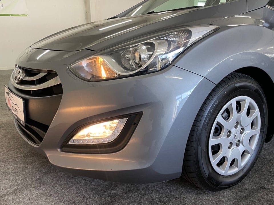 Hyundai i30 1,6 CRDi 110 Style CW Eco 5d