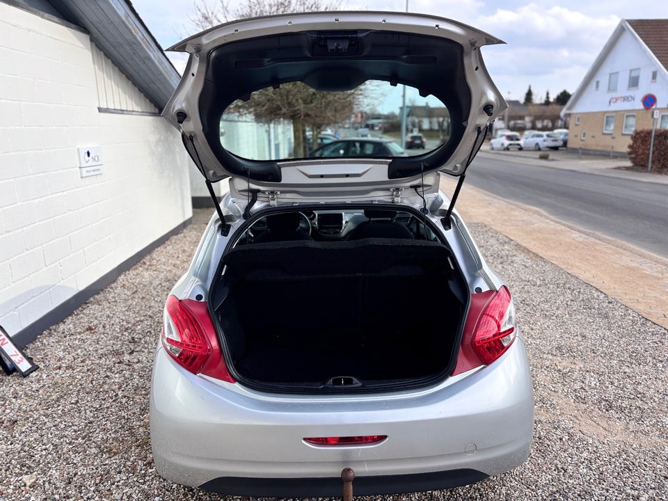 Peugeot 208 1,4 HDi 68 Active 5d