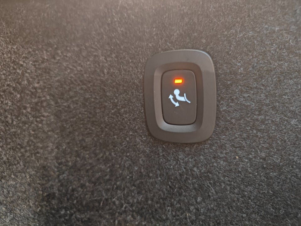 Volvo XC40 ReCharge Twin Plus 5d