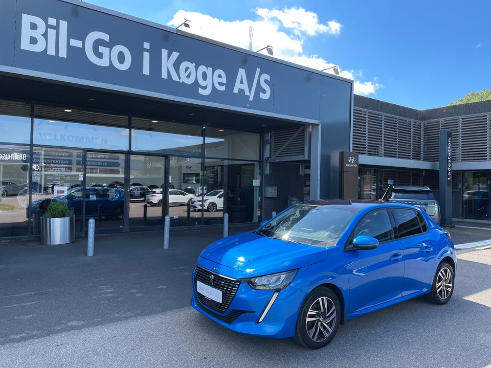 Peugeot 208 1,5 BlueHDi 100 Allure Sky 5d