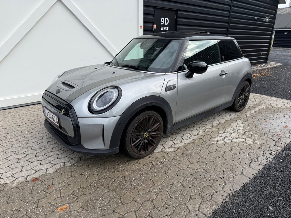 MINI Cooper SE Maximise 3d