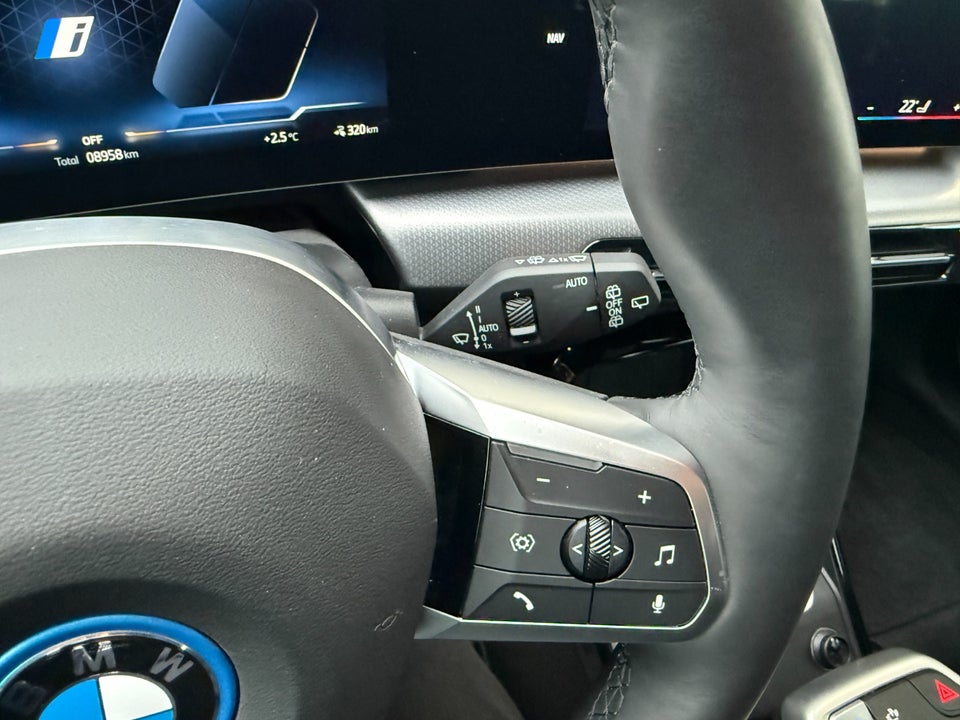 BMW iX1 eDrive20 M-Sport 5d