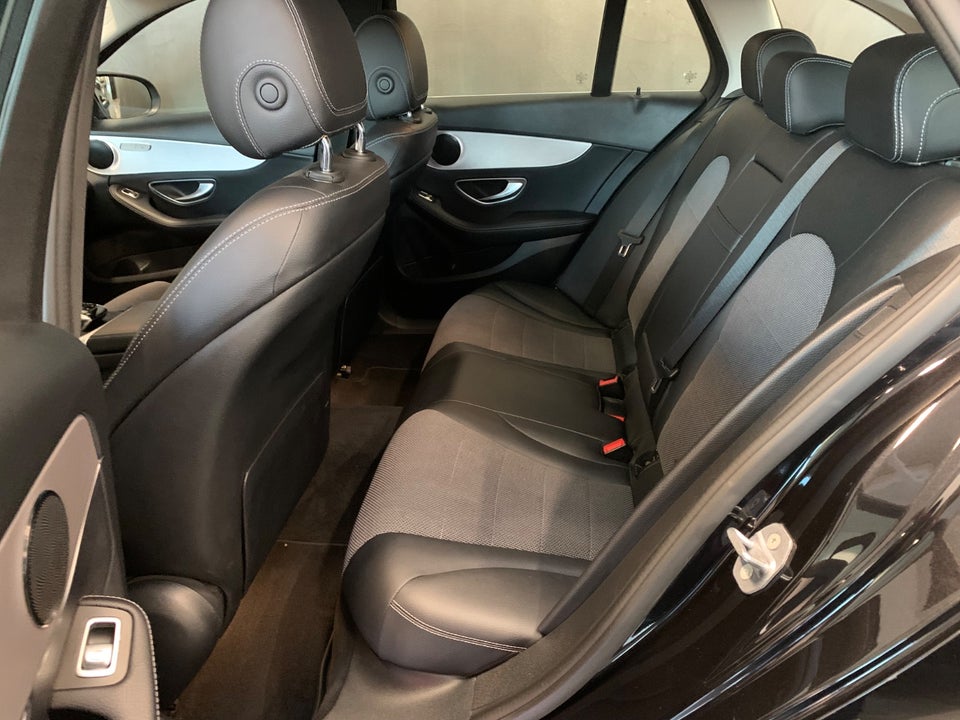 Mercedes C220 d 2,0 Avantgarde stc. aut. 5d