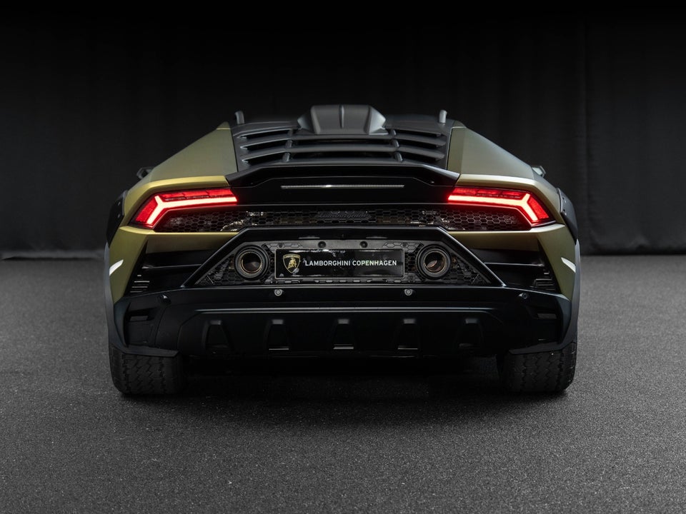 Lamborghini Huracan 5,2 Sterrato 2d