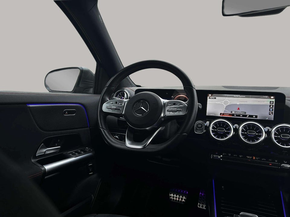 Mercedes EQA250 AMG Line 5d