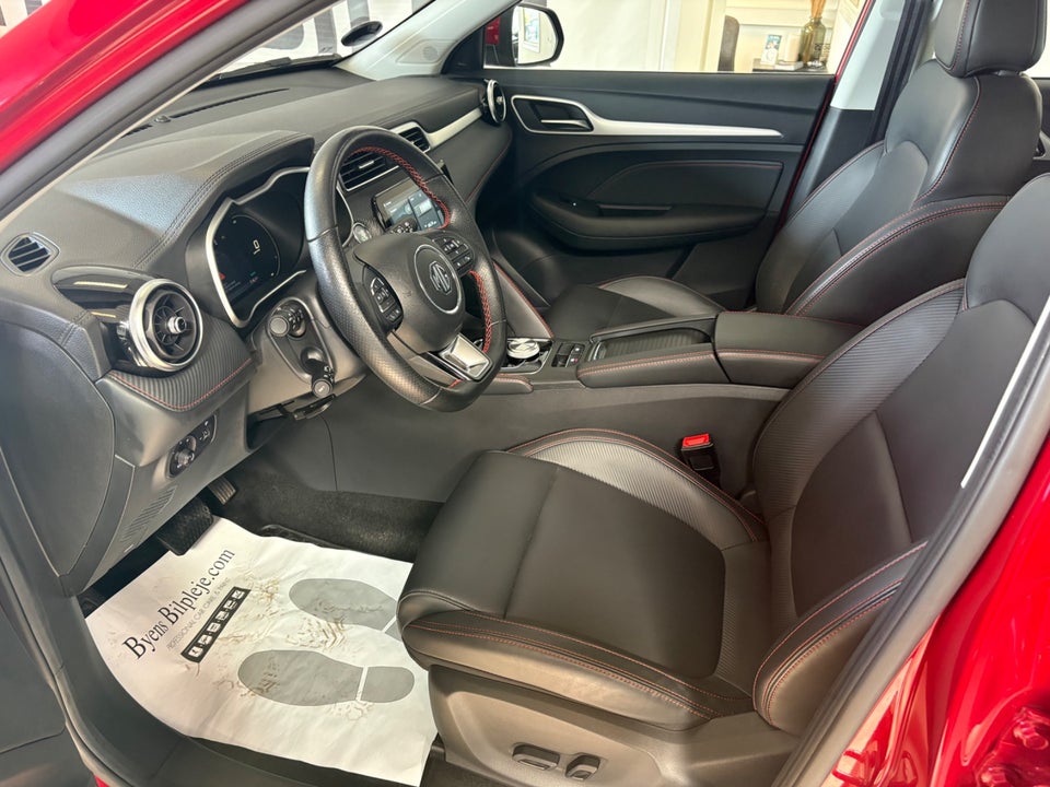 MG ZS 70 Luxury 5d