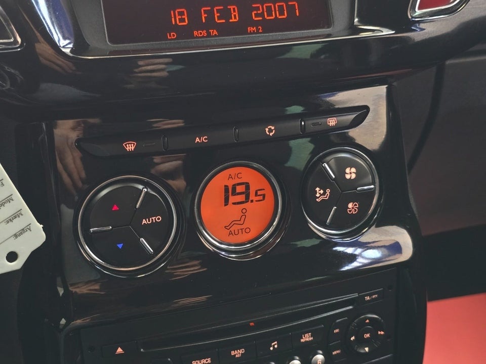 Citroën DS3 1,6 e-HDi 90 Style 3d