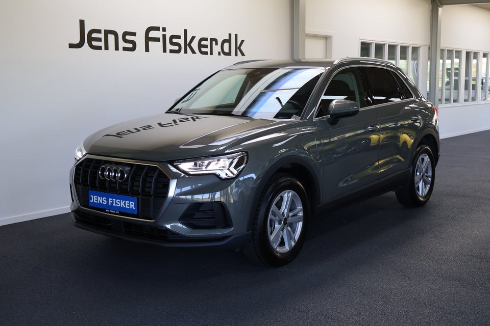 Audi Q3 45 TFSi e Attitude+ S-tr. 5d