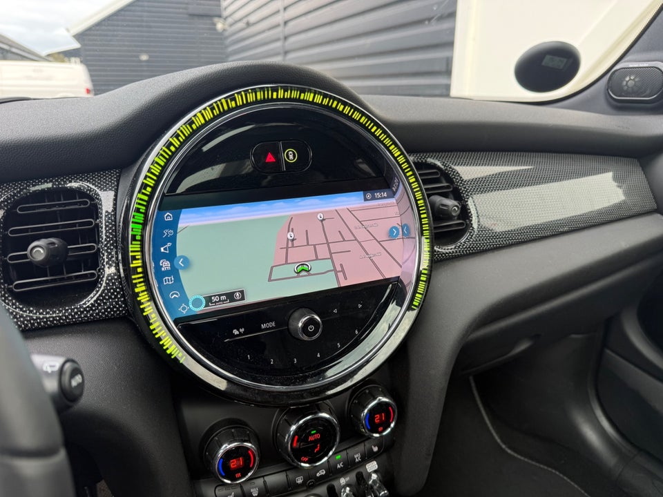MINI Cooper SE Maximise 3d
