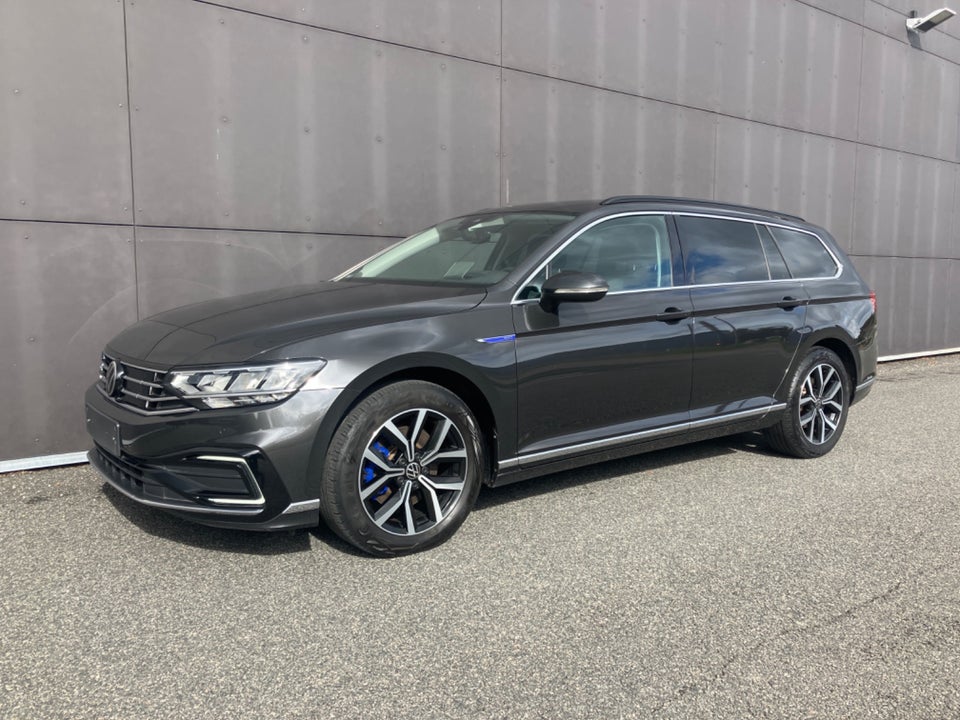 VW Passat 1,4 GTE High Variant DSG 5d