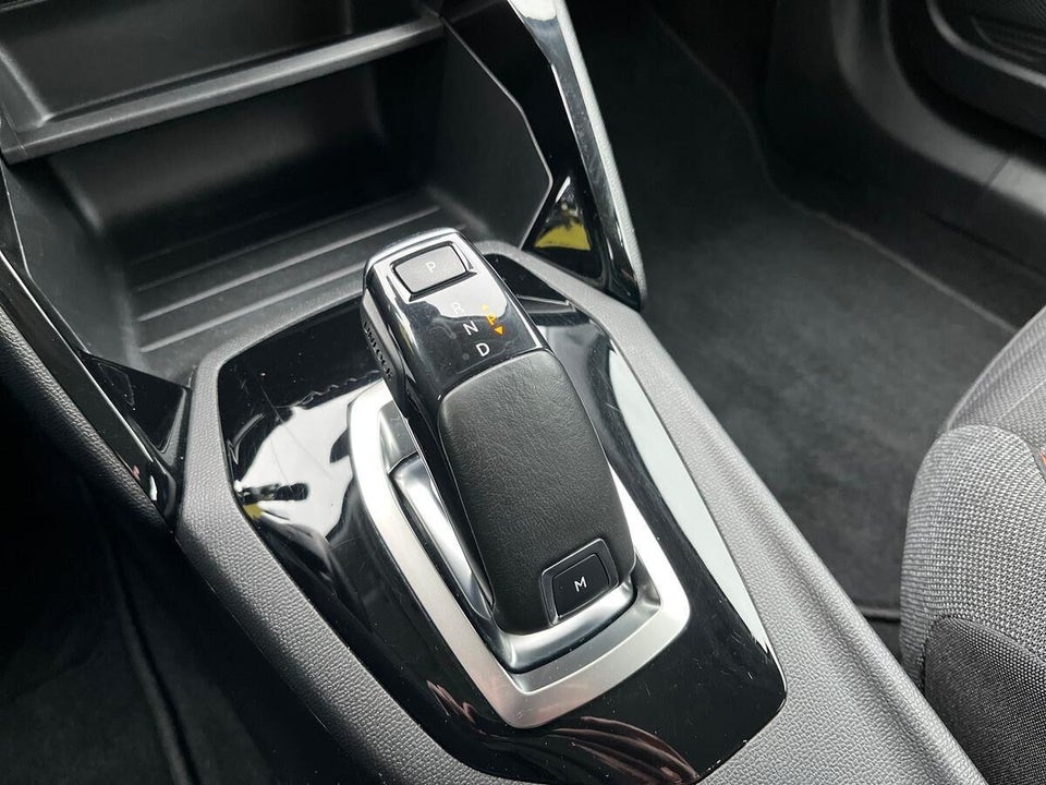 Peugeot 2008 1,2 PureTech 130 Active Pack EAT8 5d