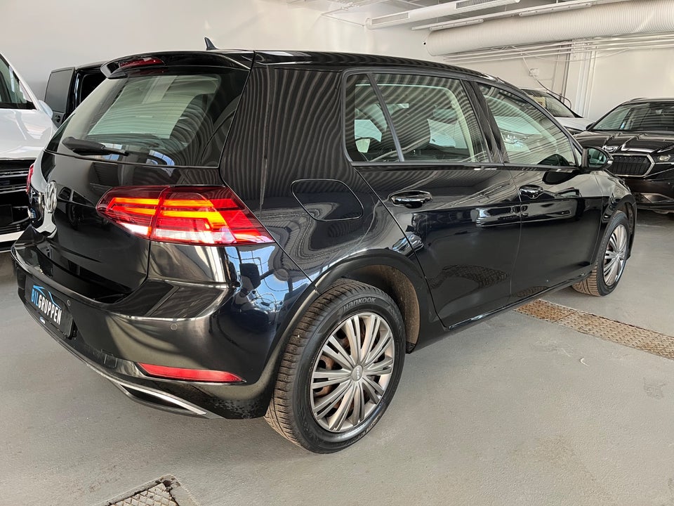 VW Golf VII 1,6 TDi 115 Comfortline Van 5d