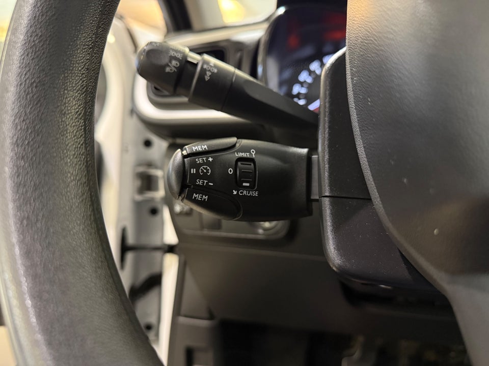 Citroën C3 1,2 PureTech 83 Shine 5d