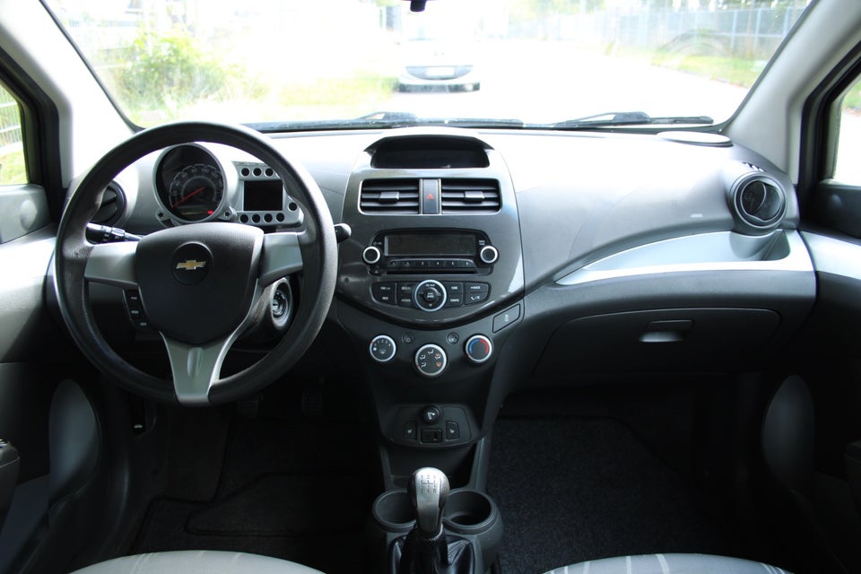 Chevrolet Spark 1,0 LA 5d