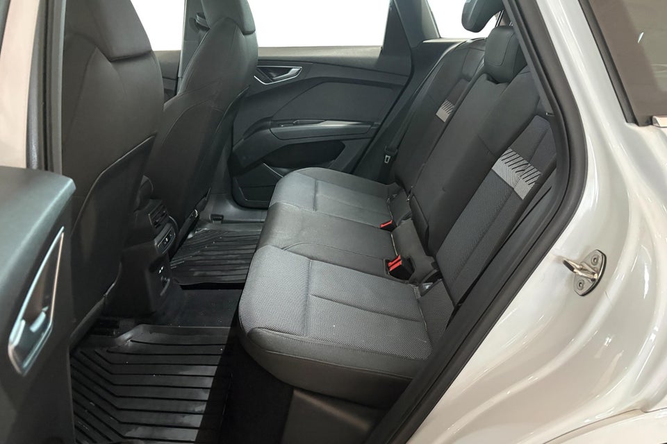 Audi Q4 e-tron 40 Attitude 5d