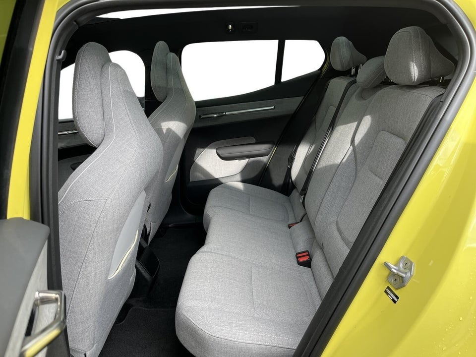 Volvo EX30 Extended Range Ultra 5d