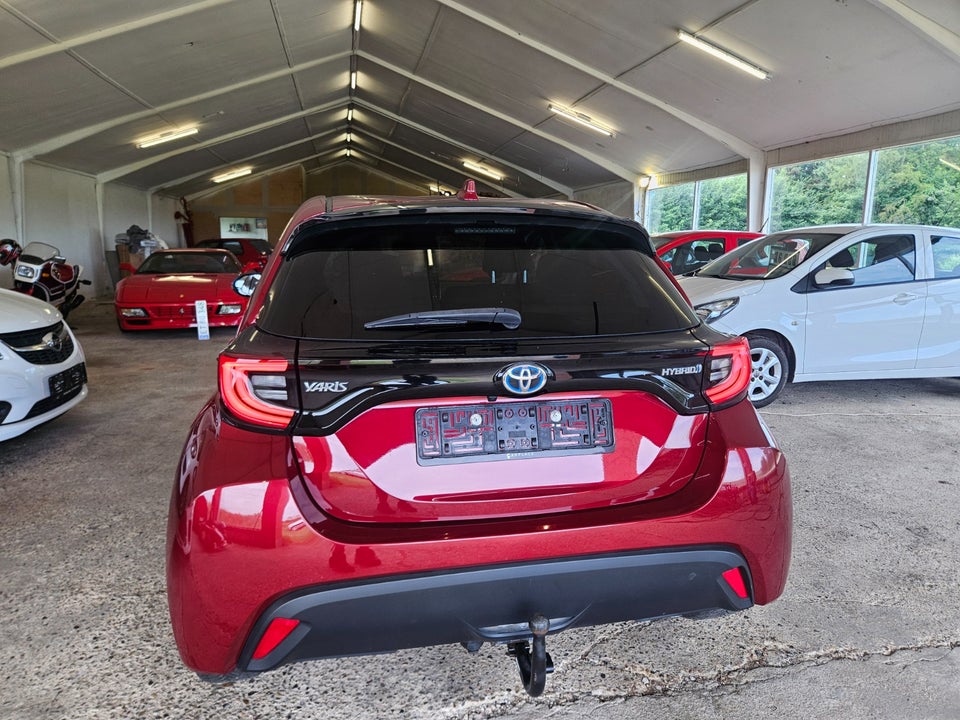 Toyota Yaris 1,5 Hybrid H3 Vision e-CVT 5d