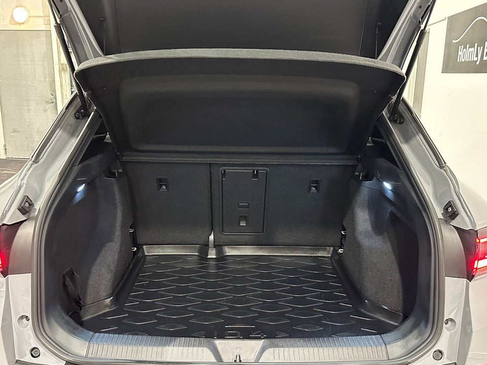 VW ID.4 77 Business Performance 5d