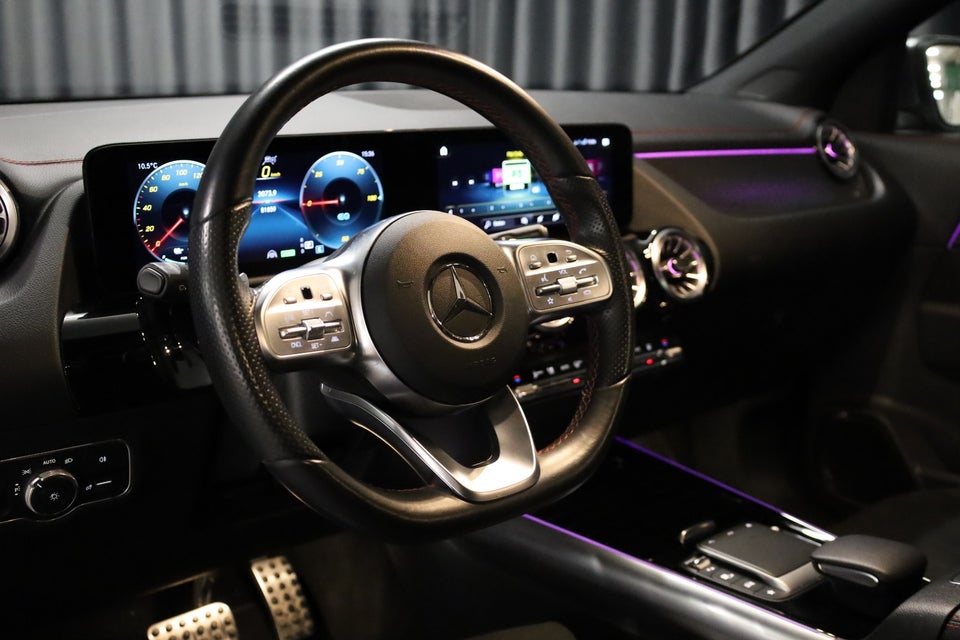 Mercedes EQA300 AMG Line 4Matic 5d