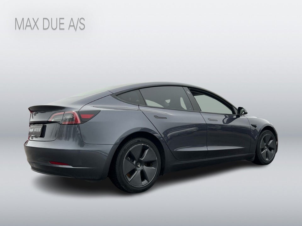 Tesla Model 3 RWD 4d