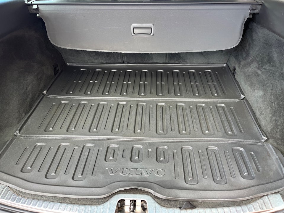 Volvo XC60 2,4 D5 215 Momentum aut. AWD 5d