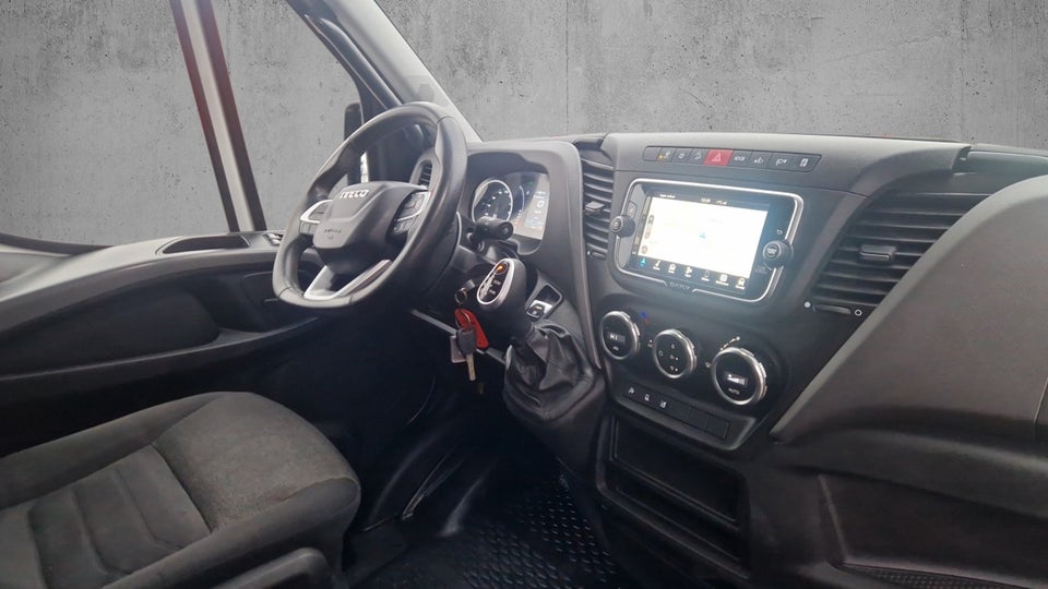 Iveco Daily 3,0 35S18 12m³ Van AG8