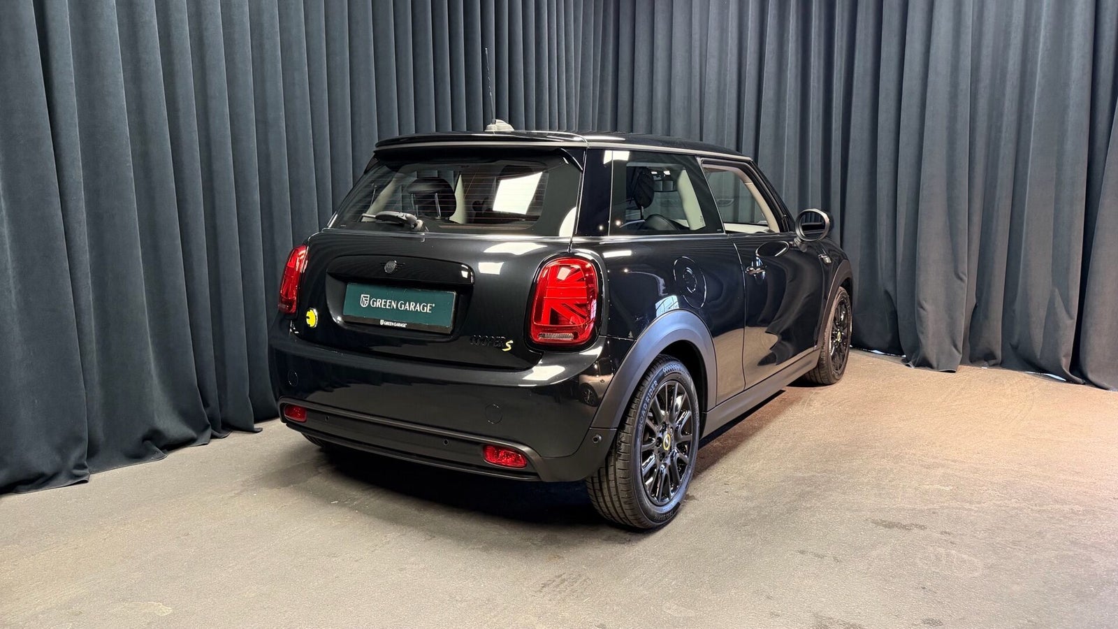 MINI Cooper SE Classic Trim 3d