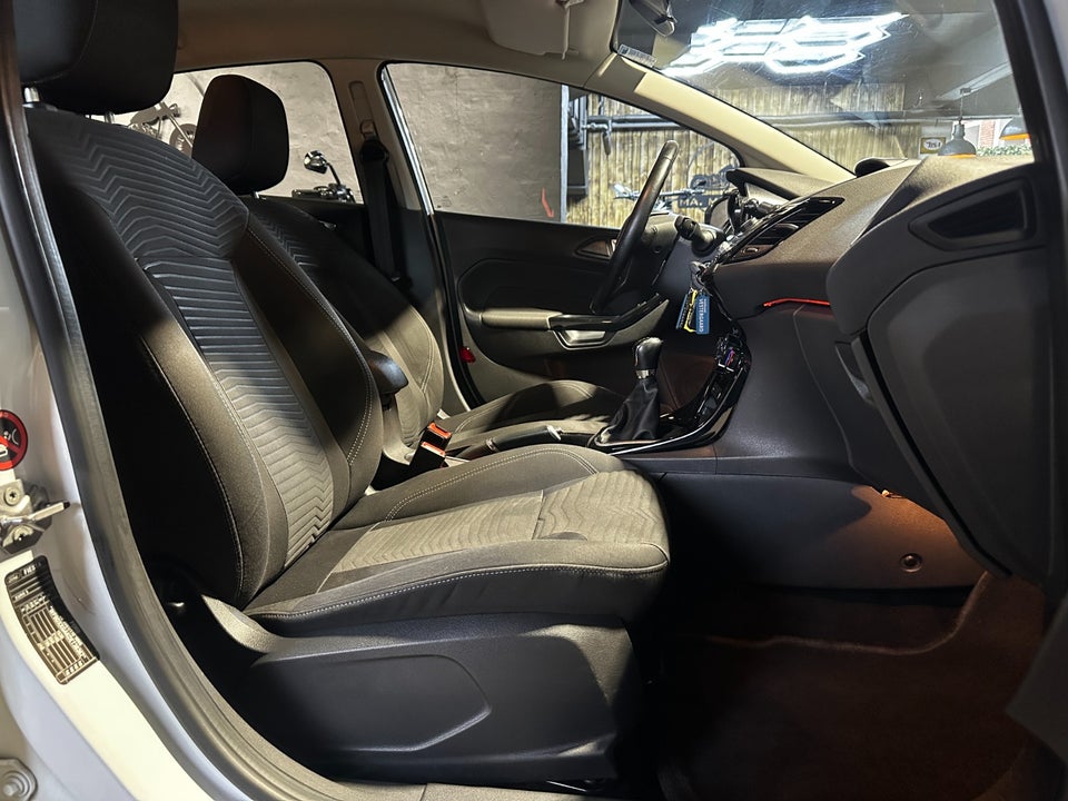 Ford Fiesta 1,0 65 Titanium 5d