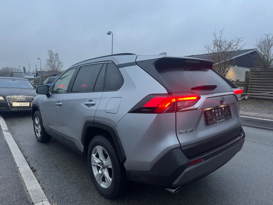 Toyota RAV4 2,5 Hybrid H3 Comfort MDS 5d