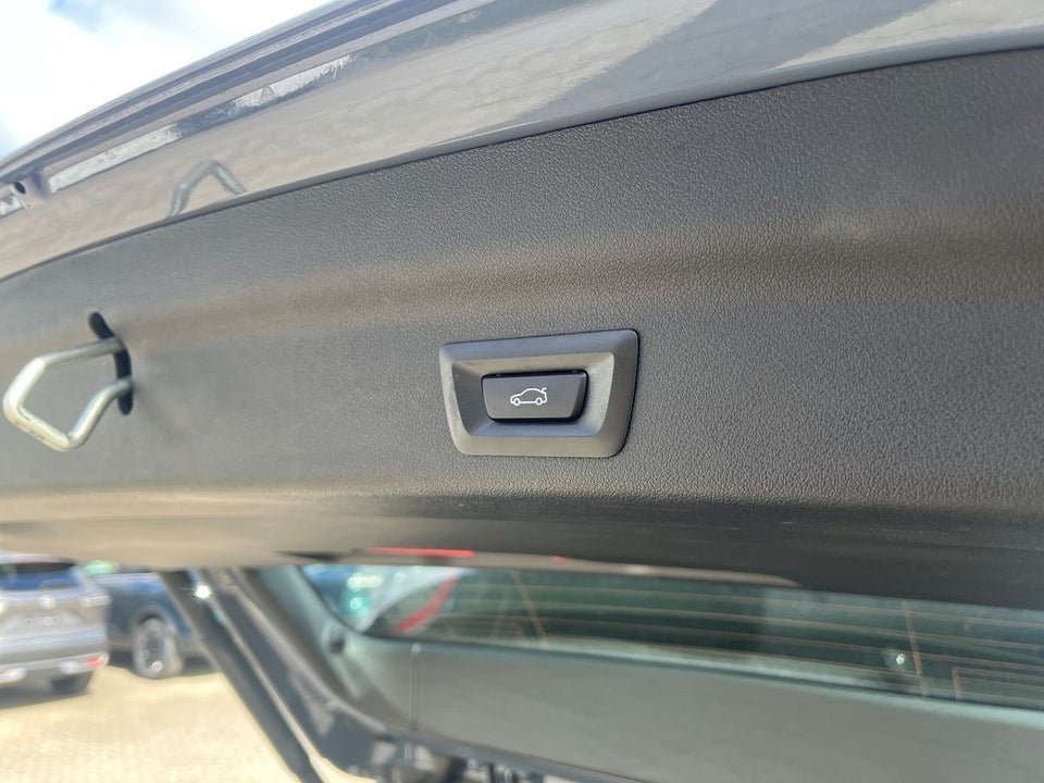 BMW iX1 eDrive20 M-Sport 5d