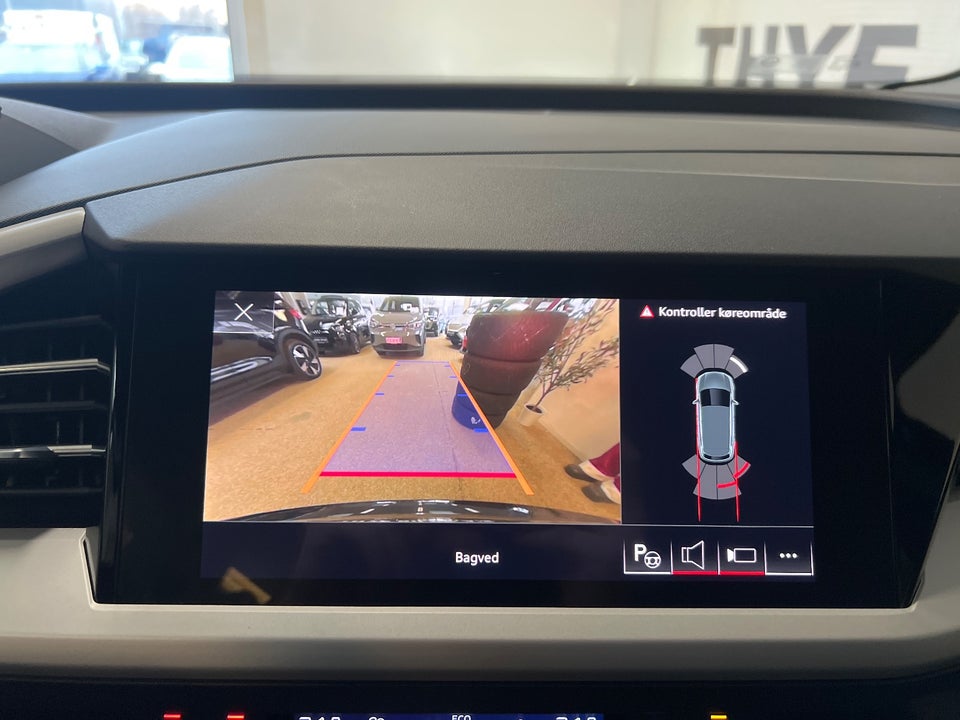 Audi Q4 e-tron 40 Advanced 5d