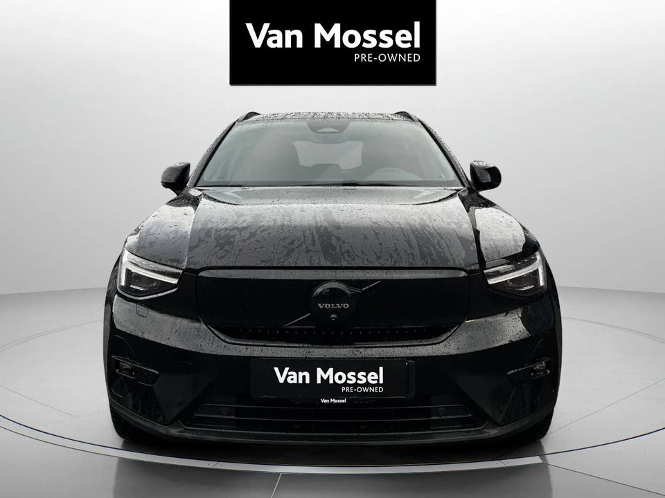 Volvo EX40 Extended Range Black Edition 5d